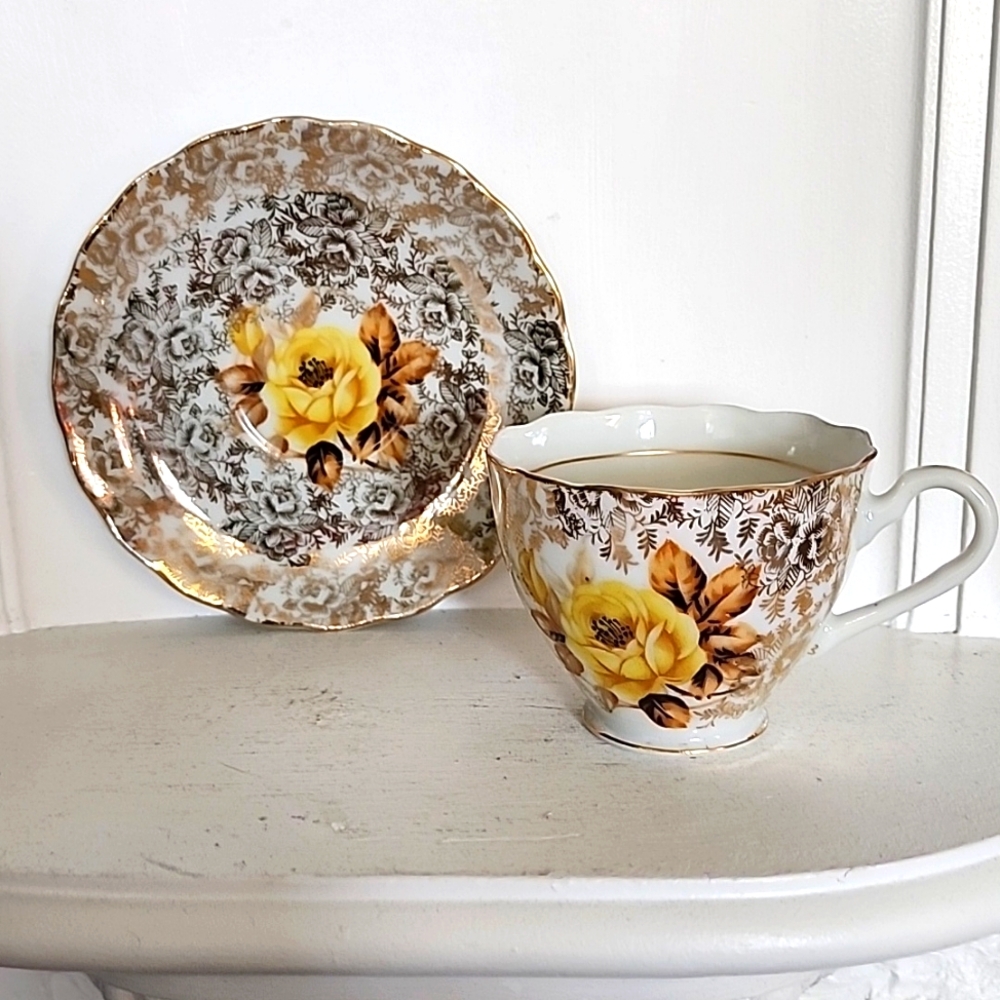 Yamaka Yellow Rose Tea Cup and Saucer